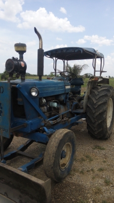 ขายรถไถฟอร์ดรุ่น5500