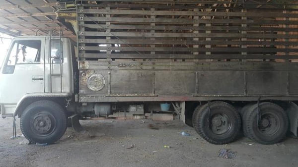 รถล่องFVM 12MY   175 แรง  ทะเบียนเต็ม(ขอบคุณ พี่จาก จ. อุบล ฯ นะครับ)  ราคา   555,000  บาท  ด่วนๆๆ