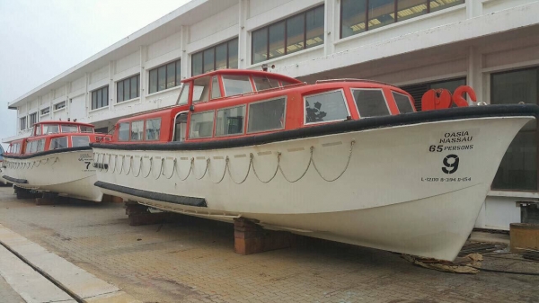 มีอยู่4ลำ กว้าง 2.80 ยาว 15 เมตร 65 ที่นั่ง เครื่องยี่ห้อ seat 250แรงม้า ใบพัดคู่ ใช้งานได้เรยยยย ลำละ900000 โทร 0819345226 โทร 091-4144233 มีอยู่4ลำ กว้าง 2.80 ยาว 15 เมตร 65 ที่นั่ง เครื่องยี่ห้อ seat 250แรงม้า ใบพัดคู่ ใช้งานได้เรยยยย ลำละ900000 โทร 0819345226 โทร 091-4144233