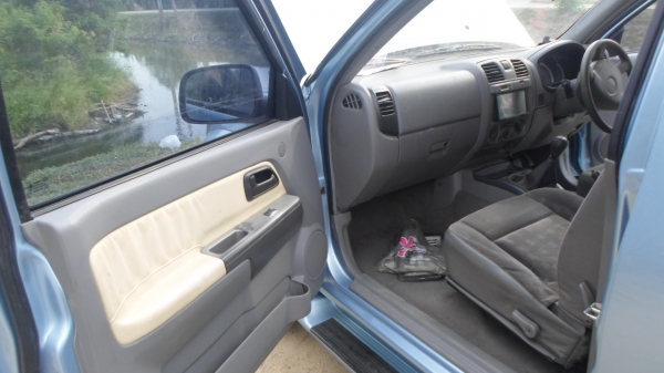 ขายถูกพร้อมโอนดีเเม็กไฮเลนเดอร์สี่ประตู05