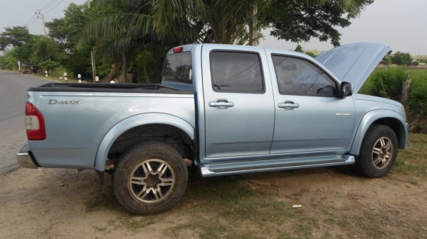 ขายถูกพร้อมโอนดีเเม็กไฮเลนเดอร์สี่ประตู05