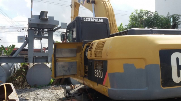 ขายรถแบคโค CAT 320-D รถสวยเดิมๆ เอกสารครบ ไฟฟ้าเต็ม 80000 กว่า ช.ม ราคา.2150000 สนใจรีบจองด่วน ขายรถแบคโค CAT 320-D รถสวยเดิมๆ เอกสารครบ ไฟฟ้าเต็ม 80000 กว่า ช.ม ราคา.2150000 สนใจรีบจองด่วน