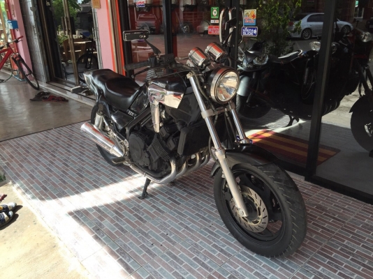 ธารนนทบุรี//ขาย YAMAHA FZX 750 ปี87 เดิมๆเครื่องดีมากๆ ท๊อกมาตามมือ บิดจม บิดจมครับ ราคา 39,000 บาท อินวอยท์แท้ๆ ธารนนทบุรี//ขาย YAMAHA FZX 750 ปี87 เดิมๆเครื่องดีมากๆ ท๊อกมาตามมือ บิดจม บิดจมครับ ราคา 39,000 บาท อินวอยท์แท้ๆ