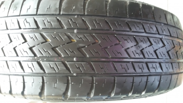 ขายยาง 4 เส้น 255/70R15