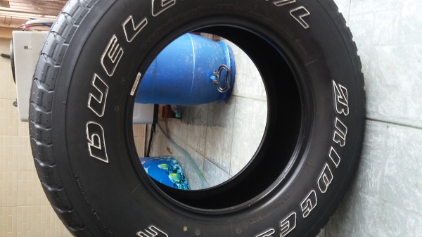 ขายยาง 4 เส้น 255/70R15