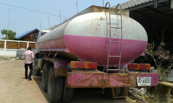 สิบล้อเพาเดียว HiNO - FN 3M-195แรง บรรทุกน้ำ1,600ลิต สภาพดีพร้อมใช้ ทะเบียนพร้อมโอน