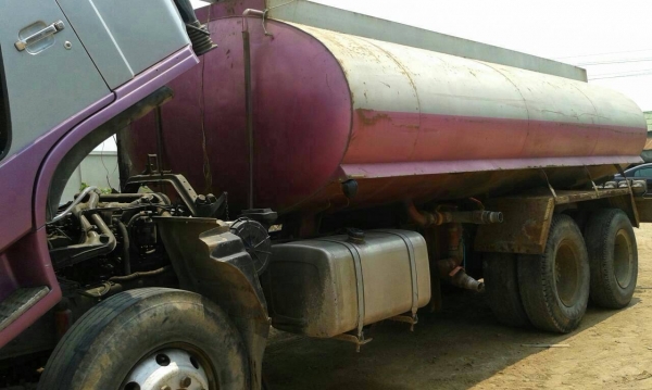 สิบล้อเพาเดียว HiNO - FN 3M-195แรง บรรทุกน้ำ1,600ลิต สภาพดีพร้อมใช้ ทะเบียนพร้อมโอน