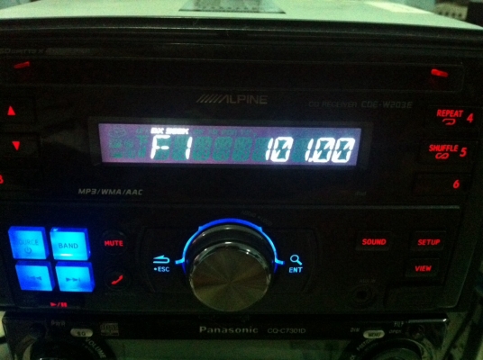 Alpine CDE-W203E เครื่องM-Tech USB IPod MP3 CD FMไทย AUX คุมกล่องCD ปรีเอ้า1ชุด มือ2 Alpine CDE-W203E เครื่องM-Tech USB IPod MP3 CD FMไทย AUX คุมกล่องCD ปรีเอ้า1ชุด มือ2