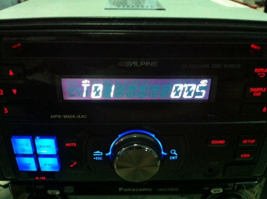 Alpine CDE-W203E เครื่องM-Tech USB IPod MP3 CD FMไทย AUX คุมกล่องCD ปรีเอ้า1ชุด มือ2 Alpine CDE-W203E เครื่องM-Tech USB IPod MP3 CD FMไทย AUX คุมกล่องCD ปรีเอ้า1ชุด มือ2