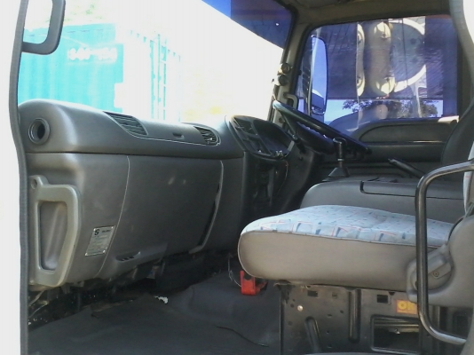 ขายด่วนครับ หัวลาก ISUZU DECA 320 ปี 48 และ ปี 50 รถสวยครับ พร้อมใช้งาน รวม 5 คัน