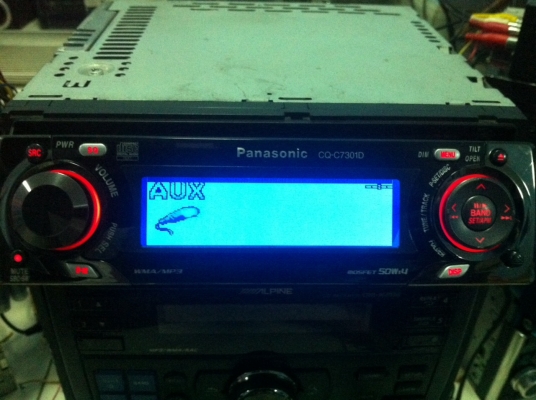 Panasonis CQ-C7301D 24Bit 4V MP3 CD AUX 3ปรีเอ้า ไฟฟ้า กราฟฟิกน้าจอ เปลี่ยนสีไฟหน้าจอ ปรับระดับหน้าจอ3ระดับ คุมกล่องCD สภาพสวย มือ2 ญี่ปุ่น Panasonis CQ-C7301D 24Bit 4V MP3 CD AUX 3ปรีเอ้า ไฟฟ้า กราฟฟิกน้าจอ เปลี่ยนสีไฟหน้าจอ ปรับระดับหน้าจอ3ระดับ คุมกล่องCD สภาพสวย มือ2 ญี่ปุ่น