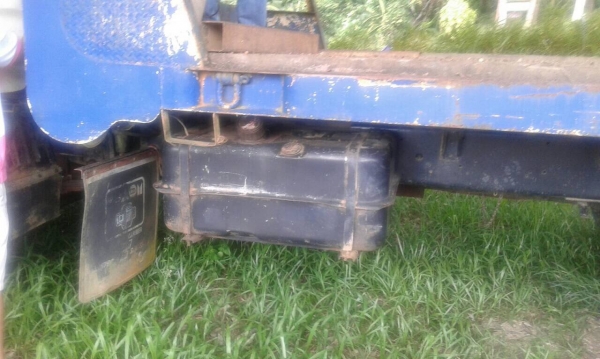 มี 2 รายการ แยกหรือเหมาก็ได้...10 ล้อท้ายและแบคโฮ PC200-5 ลาด2เพลา195 แรง FN527MTD42XX และแบคโฮPC200-5 คอนโทนสั้น ขายยก 1200000