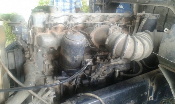 มี 2 รายการ แยกหรือเหมาก็ได้...10 ล้อท้ายและแบคโฮ PC200-5 ลาด2เพลา195 แรง FN527MTD42XX และแบคโฮPC200-5 คอนโทนสั้น ขายยก 1200000