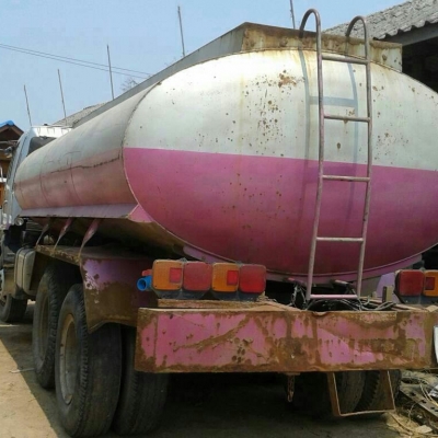 สิบล้อ HiNO - FN 3M-195แรง บรรทุกน้ำ1,600ลิต สภาพดีพร้อมใช้ ทะเบียนพร้อมโอน (ราคา755,099บ ต่อรอง) ได้ คร๊าฟครับ