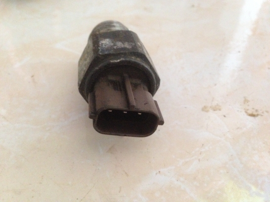 เซ็นเซอร์ ท้ายรางเกลียวใหญ่