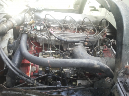 ขายรถบรรทุก 6 ล้อ fc  ยาว 5.5 ม. คัดซีสวย ทะเบียนเต็ม  แบ็ดใหม่ 2 ลูก ใช้งาปกติ