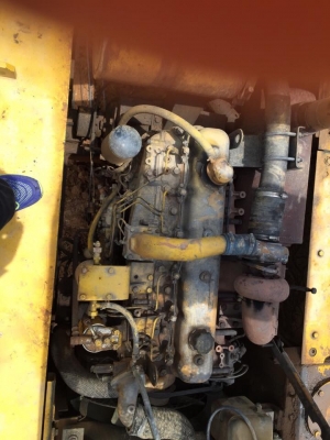 PC200-3 คอนโทนสั้น เครื่องดีแน่น ปั้มดีแรง แผ่นสวยแต่โซ่ไม่ค่อยสวย บาง