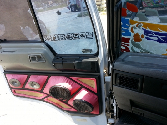 ขาย 6ล้อ สิงห์ไฮเธค (สมอเงิน)ปี2552 รุ่นJAC 210แรงม้า 6เกียร์,ดั้มดิน