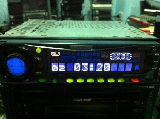Clarion DRX7575Z 24Bit 4V CD FMคลื่นไทย มือ2 Clarion DRX7575Z 24Bit 4V CD FMคลื่นไทย มือ2