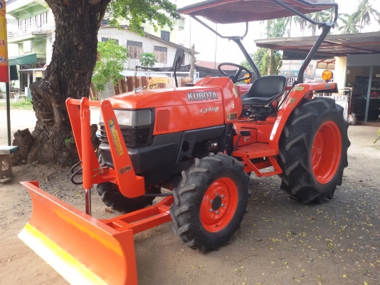 ปัญญาแทรคเตอร์..จัดมาให้ครับ ด่วน!!!คูโบต้า L3408  พร้อมใบมีดคานล่าง