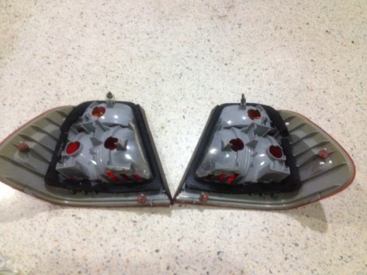 ไฟท้าย BMW E46 คูเป้ของเก่าญี่ปุ่นสภาพสวย