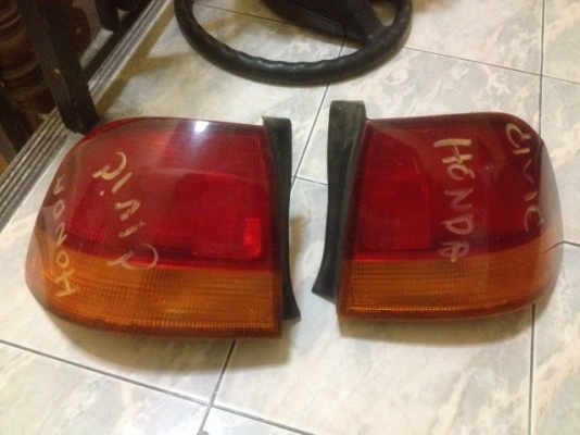 ไฟท้าย CIVIC ตาโตของเก่าญี่ปุ่นเเท้สภาพสวย