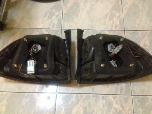 ไฟท้าย CIVIC ตาโตของเก่าญี่ปุ่นเเท้สภาพสวย