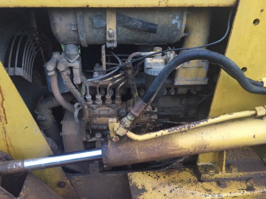 ขายรถแทรกเตอร์ KOMATSU D20P-6 สภาพสวย สนใจโทร 081-970-1072