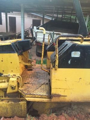 ขายรถแทรกเตอร์ KOMATSU D20P-6 สภาพสวย สนใจโทร 081-970-1072