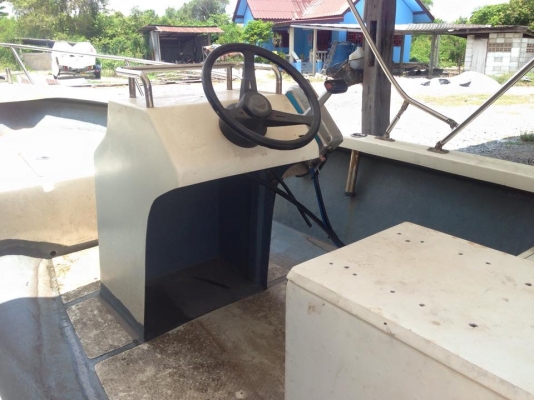 ขายเรือ14ฟุต เครื่องฮอนด้า 25แรง โฟสโต๊ก