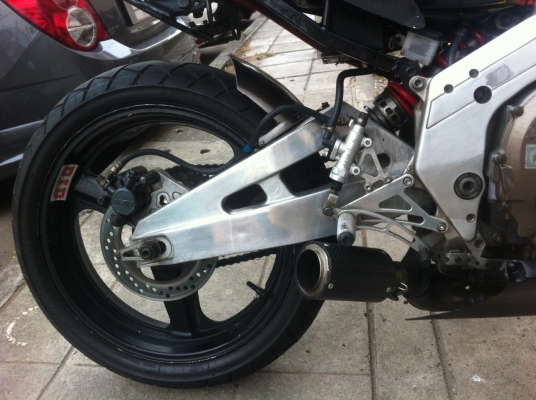 ขายด่วนCBR Tec400 รถเครื่องแน่นจบไม่มีปัญหา ทุกอย่างปกติพร้อมออกทริปมันๆ เก็บสีนิดหน่อยแล้วจะหล่อเลย เอาไปขับอย่างเดียวครับเครื่องดีๆหายากครับ สนใจ 094-2216001 ครับเพิ่มเติมไลNatpakhan123