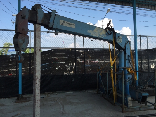 เครนติดรถบรรทุก