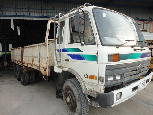 ขายนิสสัน10ล้อเพลาเดียวครับ ขายนิสสัน10ล้อเพลาเดียวครับ