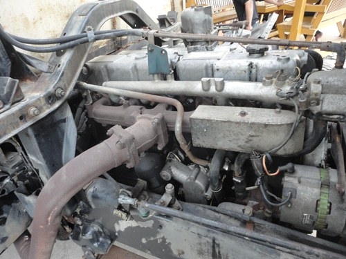 ขายนิสสัน10ล้อเพลาเดียวครับ ขายนิสสัน10ล้อเพลาเดียวครับ