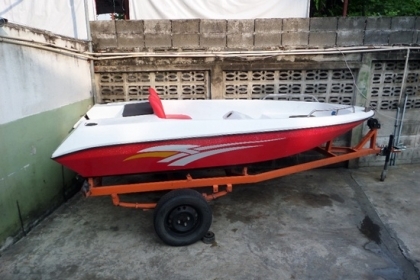 ขาย เรือไฟเบอร์ 13 ฟุตพร้อมเทเลอร์ สภาพสวย ราคา 48,000