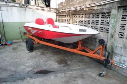 ขาย เรือไฟเบอร์ 13 ฟุตพร้อมเทเลอร์ สภาพสวย ราคา 48,000