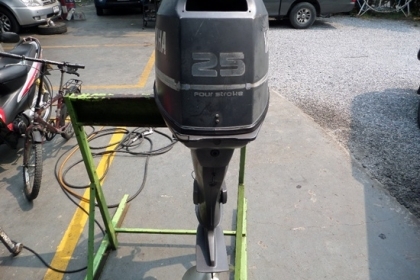 ขาย เครื่องเรือYAMAHA 25 แรง 4 จังหวะ หาง 21 สภาพพร้อมใช้ เครื่องติดง่ายน้ำออกเดินดี นำเข้าจากญี่ปุ่น ราคา 52,000