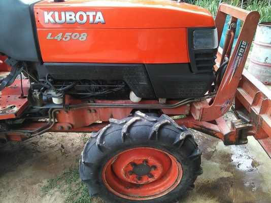 **278,000 บ.ต่อรอง/// รถไถ KUBOTA L4508 **ขาย KUBOTA-45 4WD รถไถ2เพลา สวยเดิม KUBOTA L4508 4WD 45แรง 2เพลา ปี2553 เครื่องเดิม เกียร์เดิม ปั้มเดิม ใช้งานน้อย 1,8xx ชั่วโมง เครื่องดี แรงดี เครื่องKUBOTA-4สูบ แห้งดี เกียร์ดี ไม่หลุด ไม่มีหอนครับ 8เกียร์เดิน