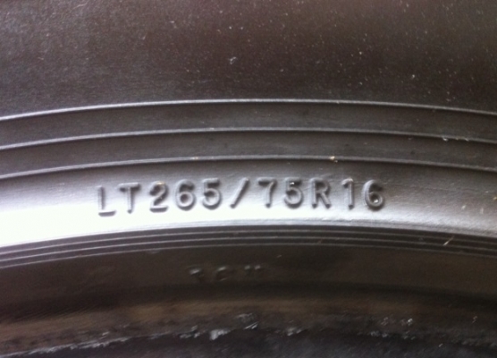 ยาง Mud Copper 265/75/16 ปี14 สภาพใหม่มากๆ