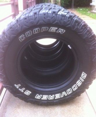 ยาง Mud Copper 265/75/16 ปี14 สภาพใหม่มากๆ