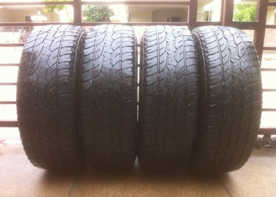 ยาง Maxxis 265/70/16 ปลายปี12 เนื้อนิ่มๆ ดอกคม ยาง Maxxis 265/70/16 ปลายปี12 เนื้อนิ่มๆ ดอกคม