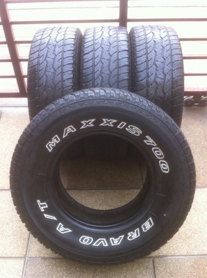 ยาง Maxxis 265 75 16 ปี09 ราคาไม่แพง