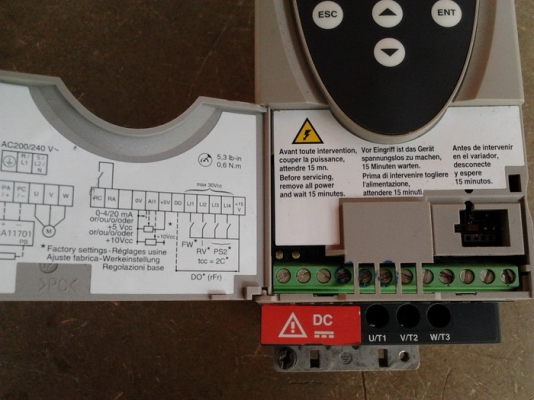 ขาย INVERTER ยี่ห้อ Telemecanique 0.75 KW