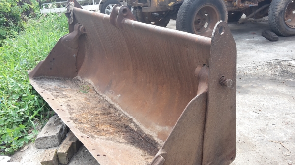 ขายรถJCB ตามสภาพอุปกรณ์ครบแต่ยังไม่ได้ทำเครื่องอีซูซุ 4BB1 ขาย 130000 บาท