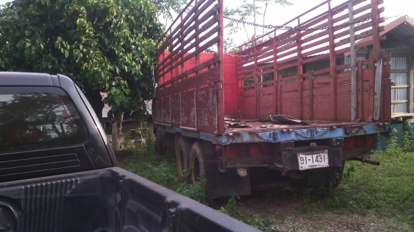 HINO KT 925 เพลาเดียว เครื่อง EH 700 เพาเวอร์ ช่วงล่างใหญ่ สภาพดี สนใจต่อต่อ 0835601591 หรือ 0903494058