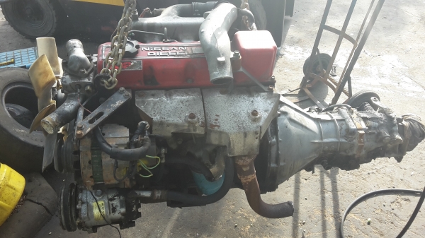 ขายเครื่องฝาแดงBD25 พร้อมเกียร์เครื่องแน่นครับเป็นเกียร์รถตู้ครับท้าให้มาลองเครื่องดูครับไม่มีเลข ขาย 29500 บาท