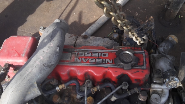 ขายเครื่องฝาแดงBD25 พร้อมเกียร์เครื่องแน่นครับเป็นเกียร์รถตู้ครับท้าให้มาลองเครื่องดูครับไม่มีเลข ขาย 29500 บาท