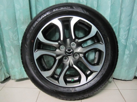 ขายล้อแม็กพร้อมยางป้ายแดง Mazda 2 ตัวท๊อปขอบ 16 ยางปี 15 ถอดจากศูนย์