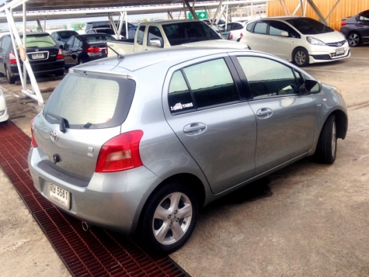 ขายแลกเทิร์น Yaris ตัวE ปี2006 เกียร์ออโต้ รถเก่ามาเทิร์นเป็นเงินดาวน์ได้ครับ จัดไฟแนนซ์ได้เต็ม