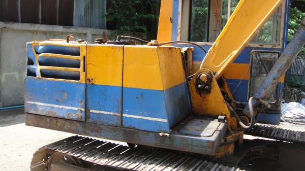 KOMATSU PC60--3 เครื่องดี ปั๊มแรง เอวแน่น มาลองขับได้ สภาพดีพร้อมใช้ ราคาถูก